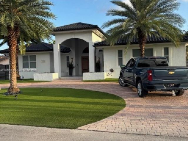 Продажа дома по адресу 11390 SW 30th St - фото 6100124