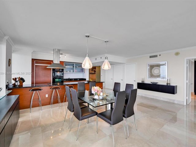 Продажа квартиры #3801 - фото 6095970