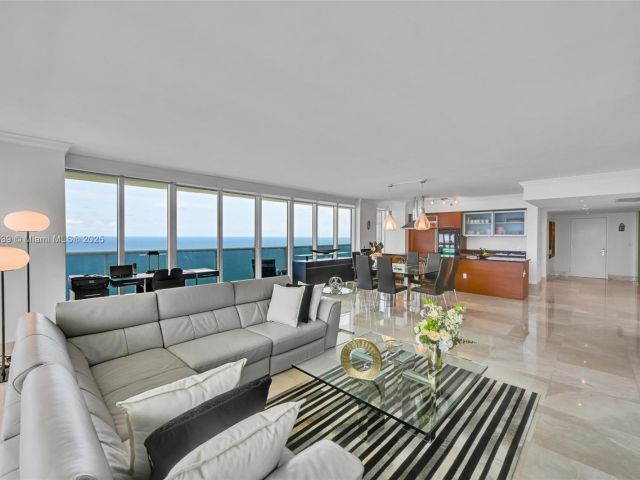 Продажа квартиры #3801 - фото 6095977