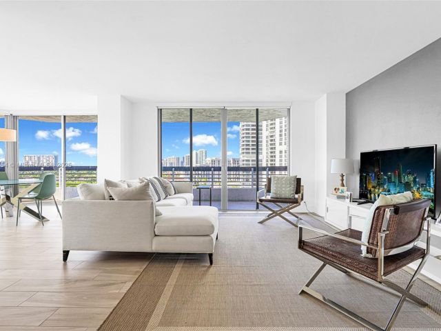 Продажа квартиры #1206 - фото 6105843