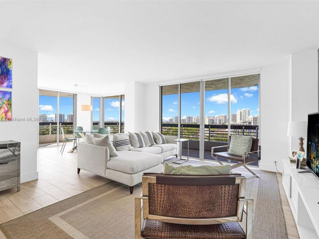 Продажа квартиры #1206 - фото 6105844