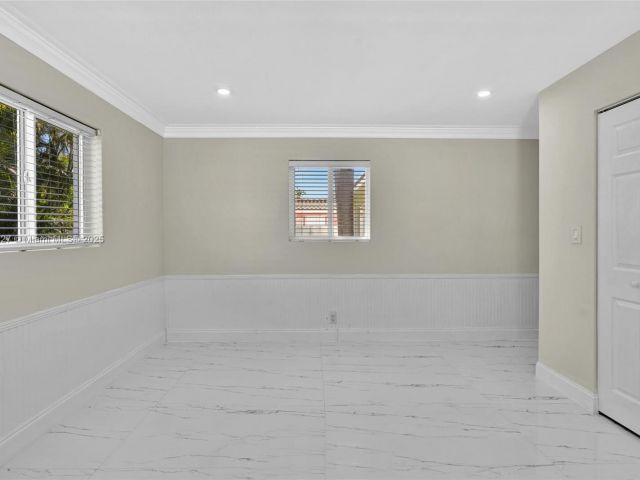 Продажа дома по адресу 1510 Coolidge St - фото 6133667