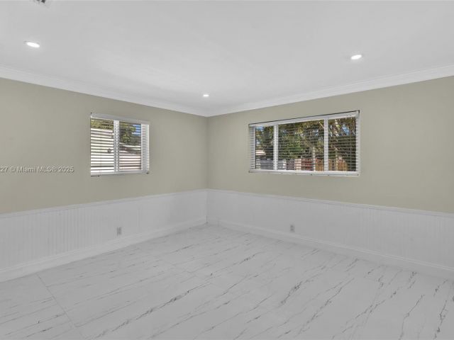 Продажа дома по адресу 1510 Coolidge St - фото 6133671