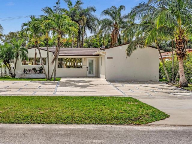 Продажа дома по адресу 1510 Coolidge St - фото 6133686