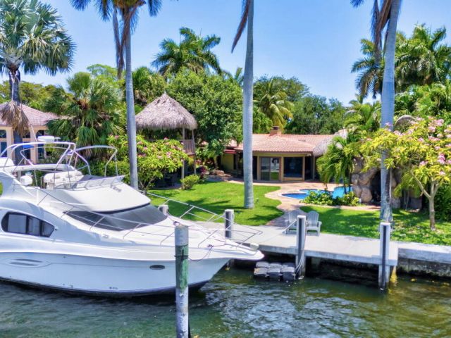 Продажа дома по адресу 2360 SE 7th Drive - фото 6762715