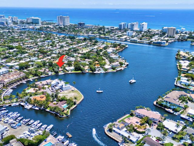 Продажа дома по адресу 2360 SE 7th Drive - фото 6762716