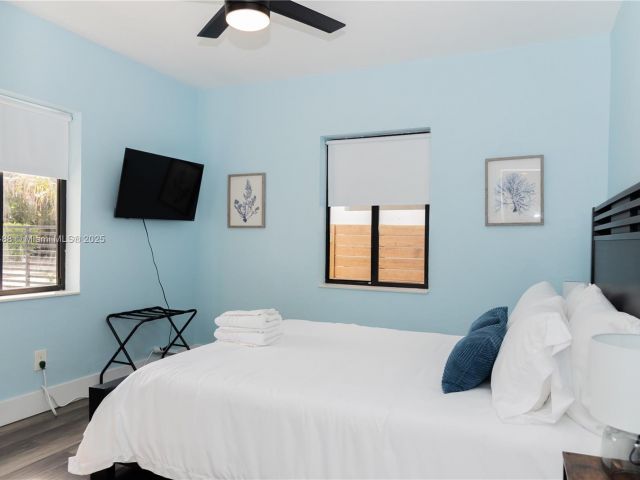 Продажа дома по адресу 3134 Carter St - фото 6097625