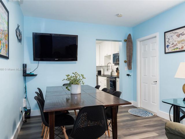 Продажа дома по адресу 3134 Carter St - фото 6097628