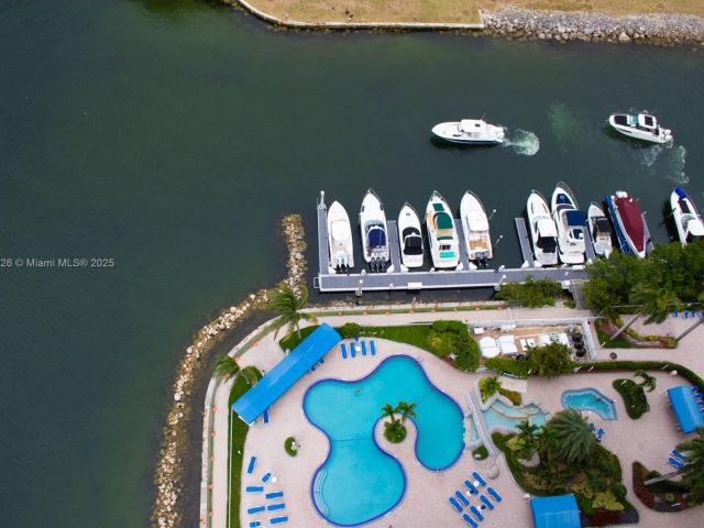 Продажа квартиры #3001 - фото 6119646