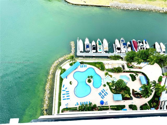 Продажа квартиры #3001 - фото 6119650