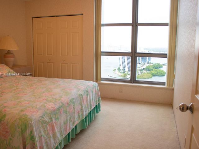 Продажа квартиры #3001 - фото 6119652