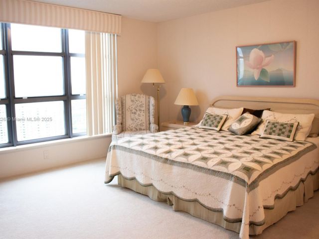 Продажа квартиры #3001 - фото 6119653