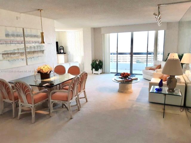 Продажа квартиры #3001 - фото 6119656