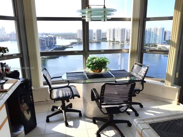 Продажа квартиры #3001 - фото 6119657