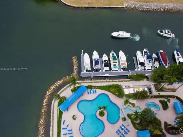 Продажа квартиры #3001 - фото 6119646