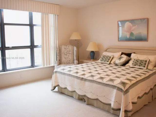 Продажа квартиры #3001 - фото 6119653