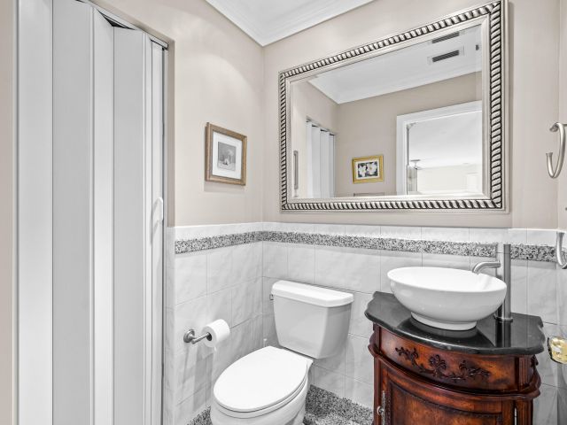 Дом в аренду по адресу 5465 Monterey Circle E - фото 6147619