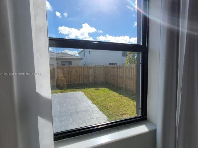 Дом в аренду по адресу  - фото 6133620