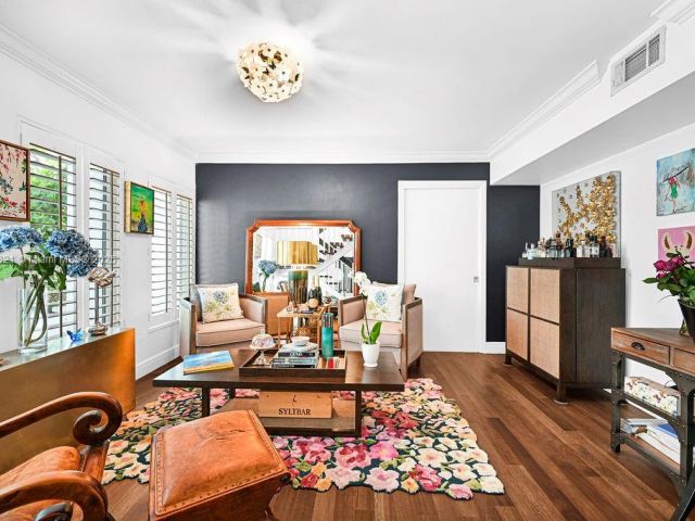 Продажа дома по адресу 1450 Ortega Avenue - фото 6158642