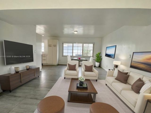 Продажа дома по адресу 1201 S Biscayne Point Rd - фото 6121293