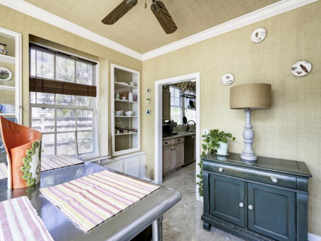 Продажа дома по адресу 284 Queens Court - фото 6135394