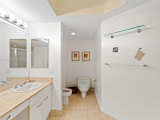 Продажа квартиры #707 - фото 6106112