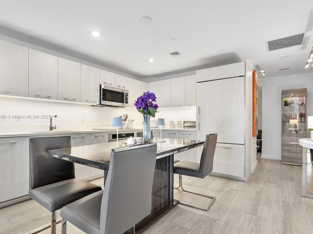 Продажа квартиры #1510 - фото 6102016