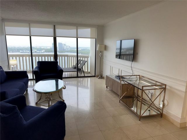 Квартира в аренду номер2412 - фото 6110771