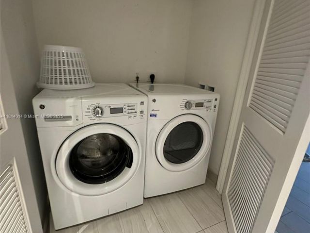 Продажа квартиры #R1707 - фото 6107009