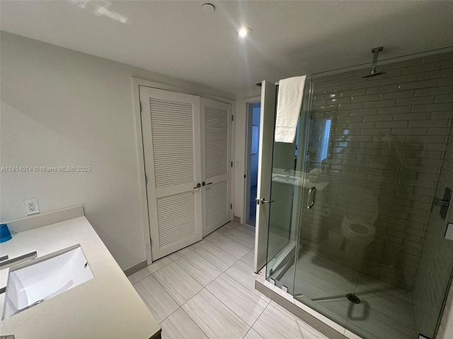 Продажа квартиры #R1707 - фото 6107010