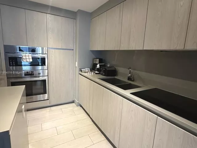 Продажа квартиры #R1707 - фото 6107015