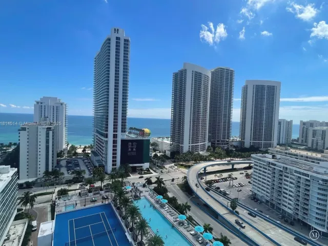 Продажа квартиры #R1707 - фото 6107005