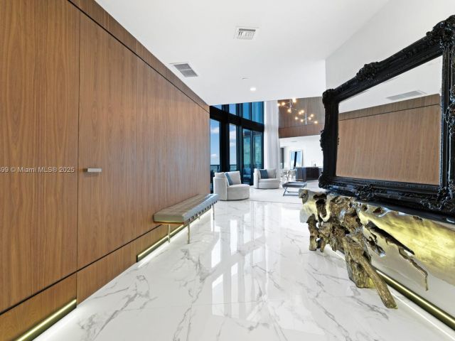 Продажа квартиры #4603 - фото 6103829