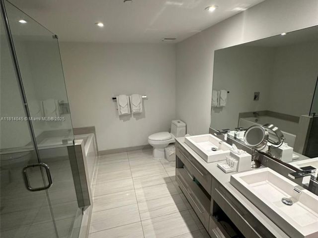 Продажа квартиры #R1507 - фото 6106996