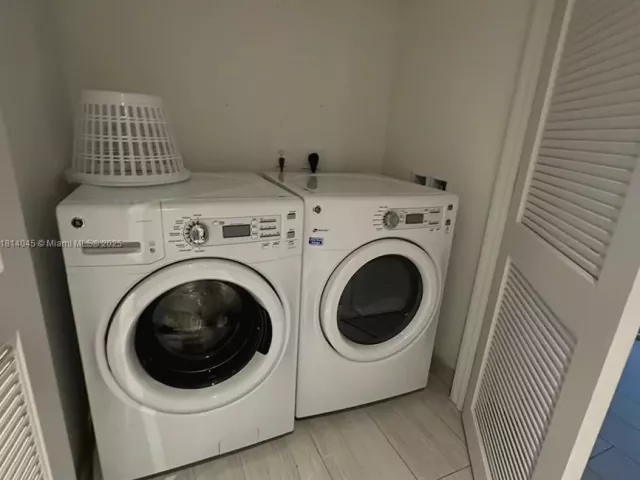 Продажа квартиры #R1507 - фото 6106994