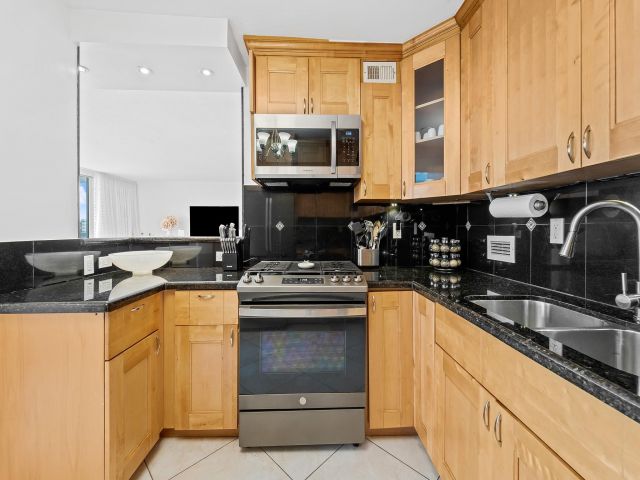 Продажа квартиры #626 - фото 6107739