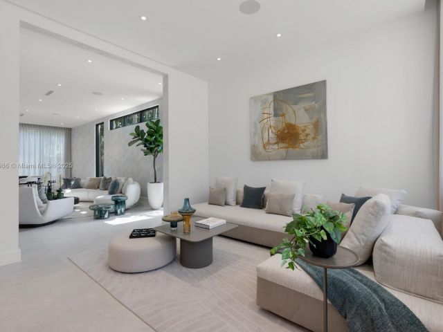 Продажа дома по адресу 4010 Park Ave - фото 6148475