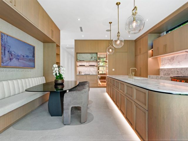 Продажа дома по адресу 4010 Park Ave - фото 6148478