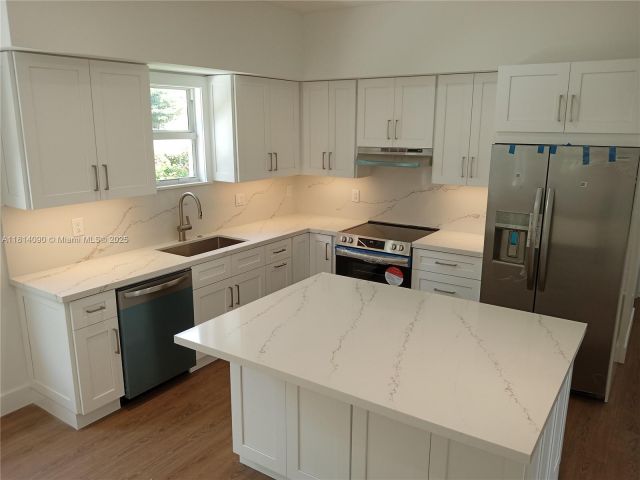 Продажа дома по адресу 117 Florida Ave - фото 6131965