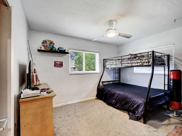 Продажа дома по адресу 1260 SW 17th Street - фото 6216381