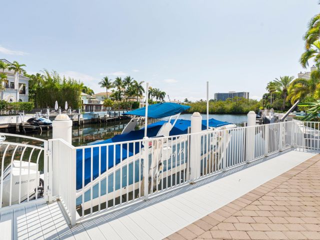 Продажа дома по адресу 4700 Sanctuary Lane - фото 6814566