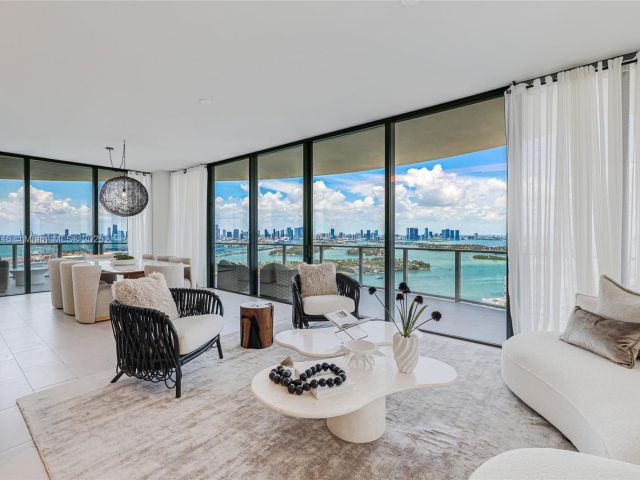 Продажа квартиры #3603 - фото 6106056