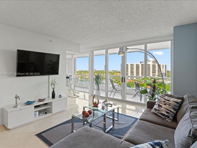 Продажа квартиры #1007 - фото 6106141