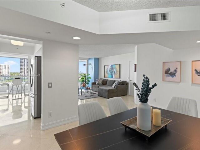 Продажа квартиры #1007 - фото 6106143