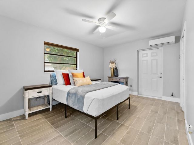 Продажа дома по адресу 4501 N Australian Avenue - фото 6115943