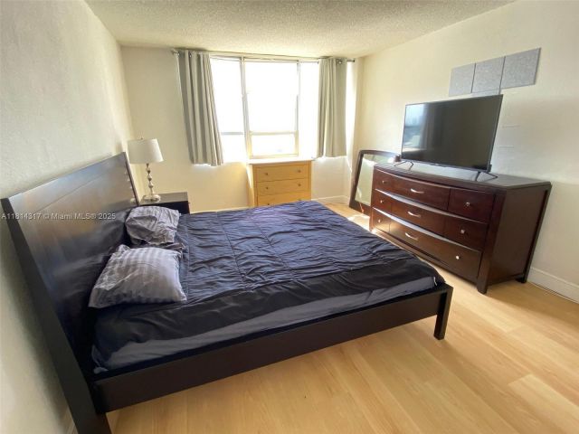 Продажа квартиры #1274S - фото 6112498