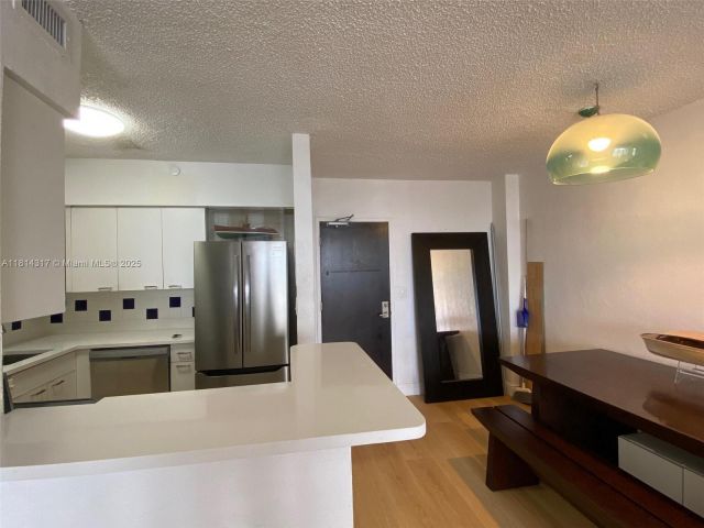 Продажа квартиры #1274S - фото 6112503