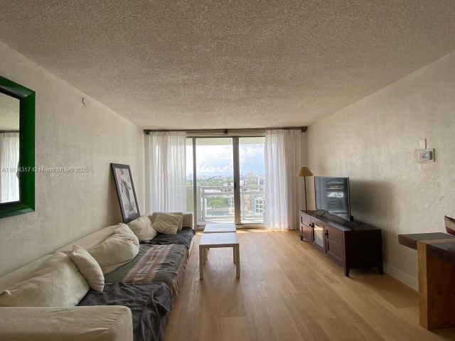 Продажа квартиры #1274S - фото 6112507