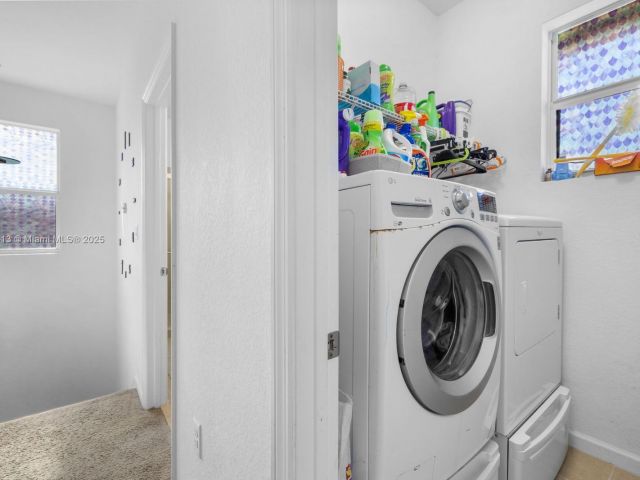 Продажа дома по адресу 11501 SW 228th Ln - фото 6104143