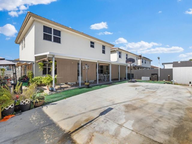 Продажа дома по адресу 11501 SW 228th Ln - фото 6104146